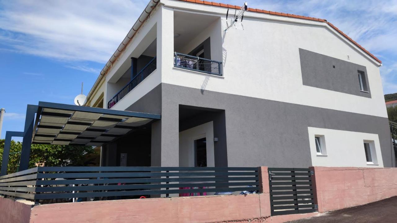 Val Apartmani, Stara Novalja Kültér fotó