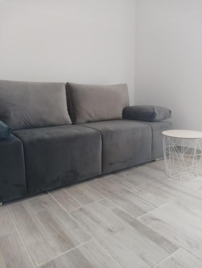 Val Apartmani, Stara Novalja Kültér fotó