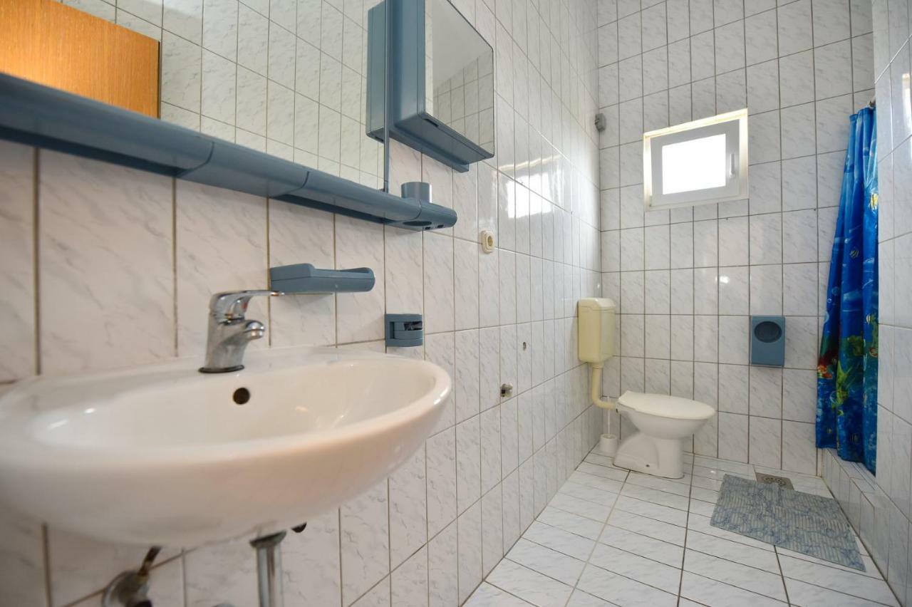 Val Apartmani, Stara Novalja Kültér fotó