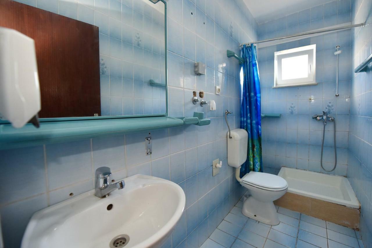 Val Apartmani, Stara Novalja Kültér fotó